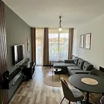 & Traky, Saint Vlas, улица черно море 12 Sveti Vlas