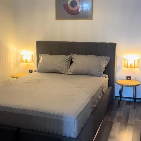 & Traky, Saint Vlas, улица черно море 12 سفيتي فلاس