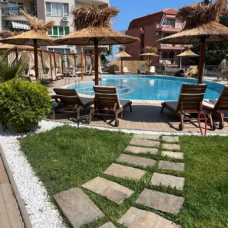 شقة & Traky, Saint Vlas, улица черно море 12 *