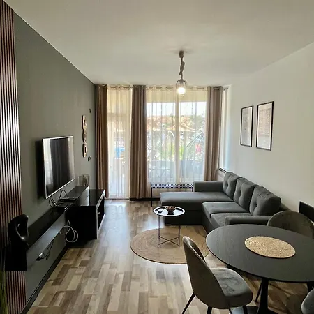 & Traky, Saint Vlas, улица черно море 12 سفيتي فلاس