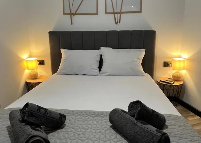 & Traky, Saint Vlas, улица черно море 12 * Sveti Vlas