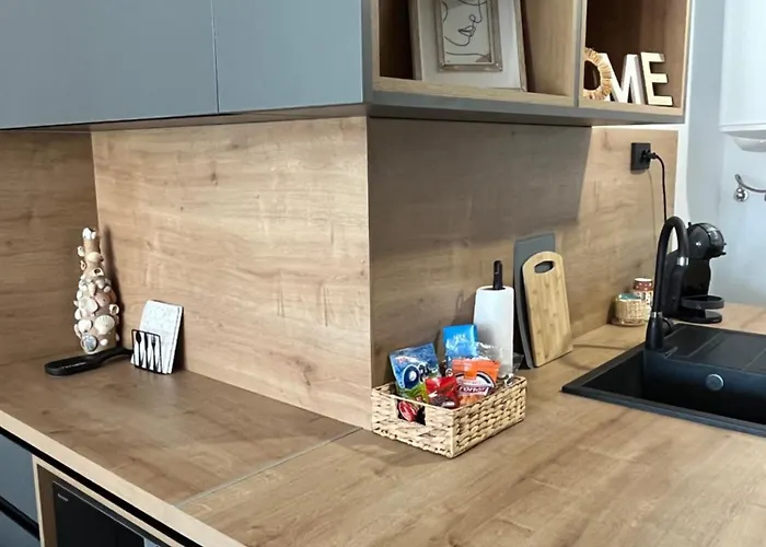 & Traky, Saint Vlas, улица черно море 12 Apartament Sveti Vlas