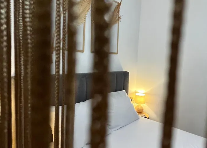 & Traky, Saint Vlas, улица черно море 12 Apartament