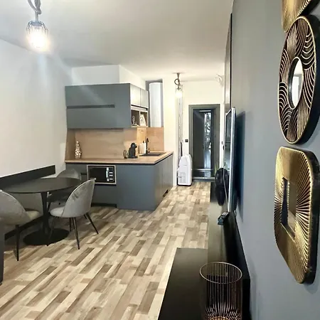 & Traky, Saint Vlas, улица черно море 12 Apartamento *