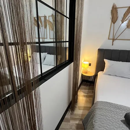 Апартамент Apartment&studio Traky, Saint Vlas, улица черно море 12 *