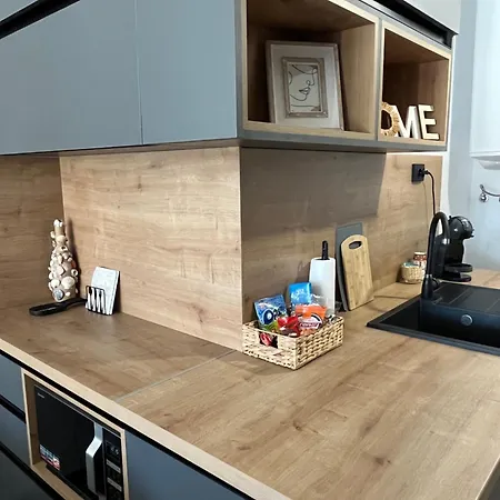 & Traky, Saint Vlas, улица черно море 12 Apartamento Sveti Vlas