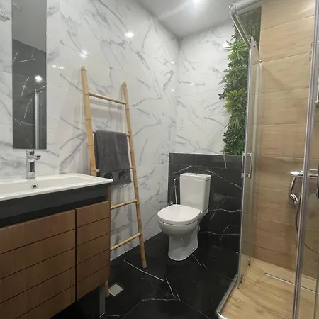 & Traky, Saint Vlas, улица черно море 12 Apartamento *