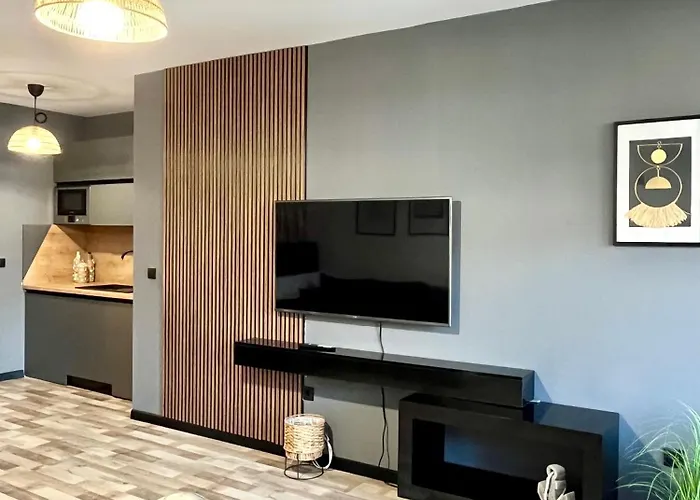 & Traky, Saint Vlas, улица черно море 12 Свети Влас