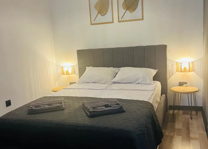 & Traky, Saint Vlas, улица черно море 12 Апартамент